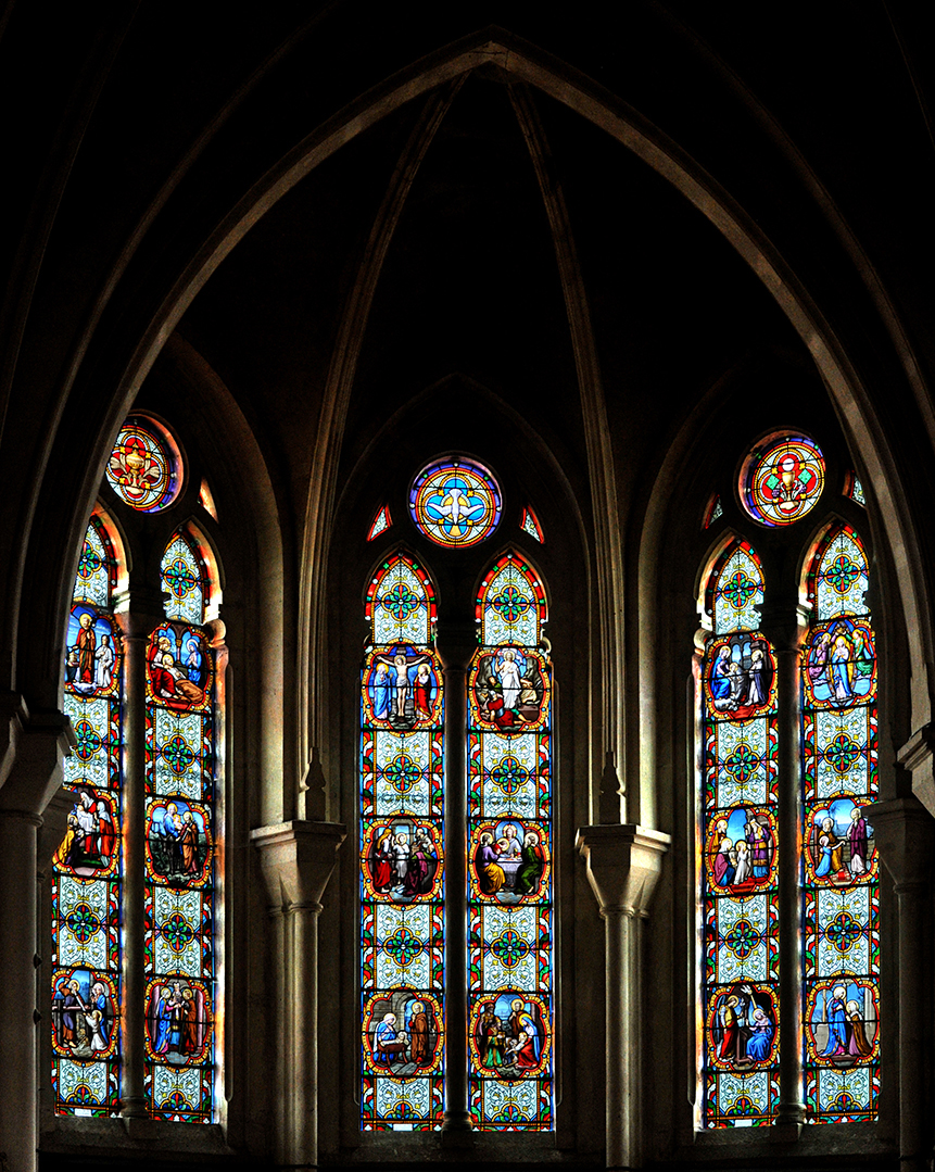 vitraux Bégule église de Mornand en forez